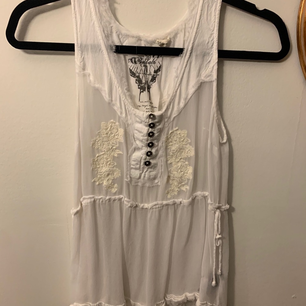 beautiful sheer white top🐚